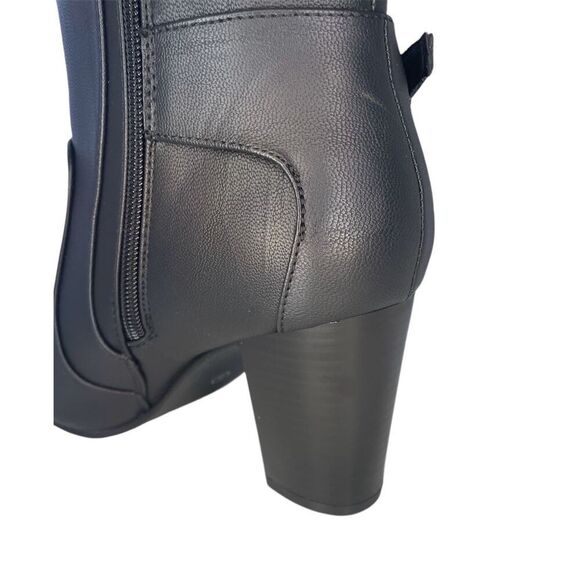 JOURNEE COLLECTION Women's Carver Boots, Color: Black. size: 8 - Picture 7 of 8